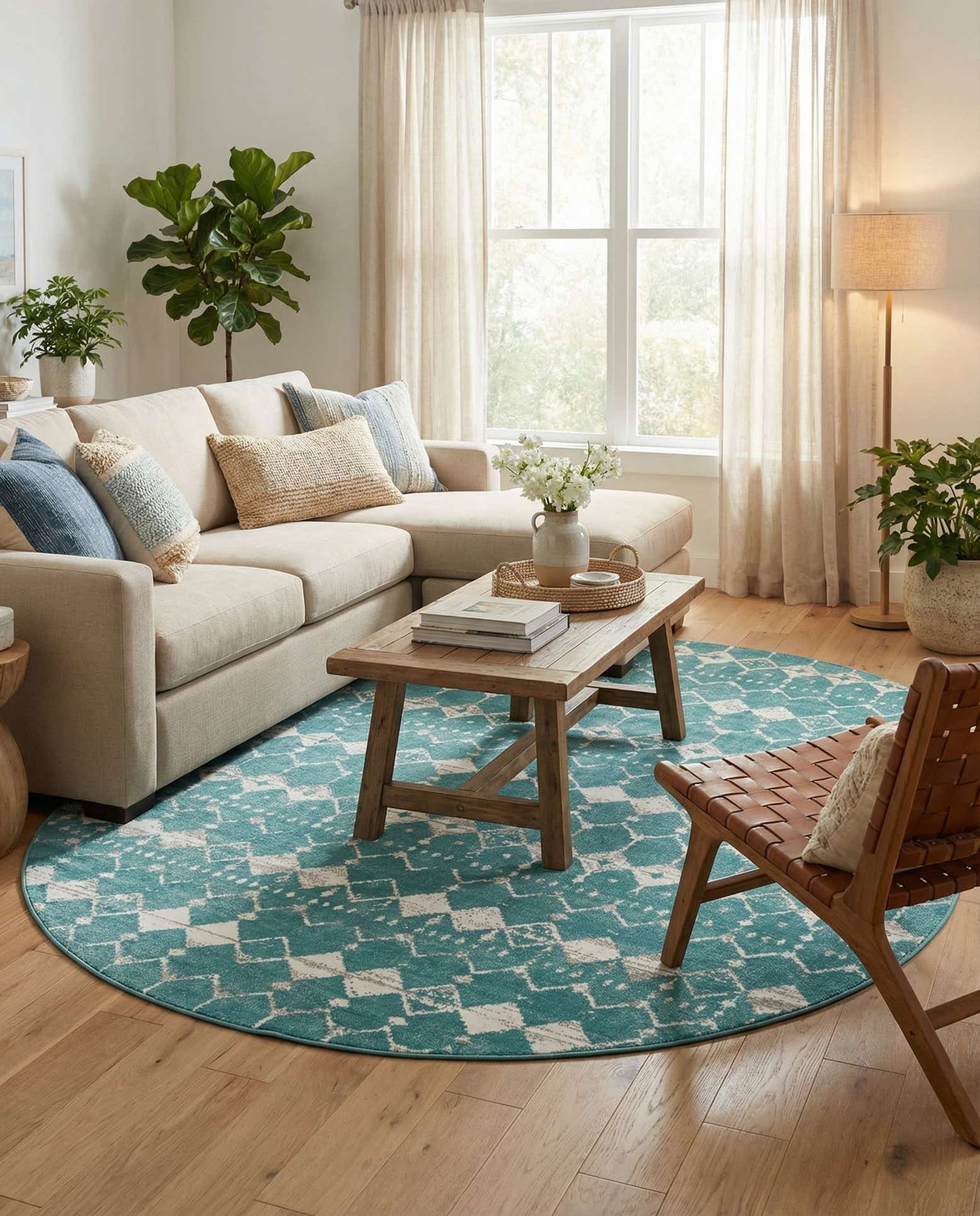 7' 10 x 10' Easy-Clean Trellis Indoor / Outdoor Oval Rug
