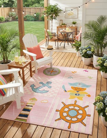 5' 3 x 7' 7 Easy-Clean Indoor / Outdoor Rug