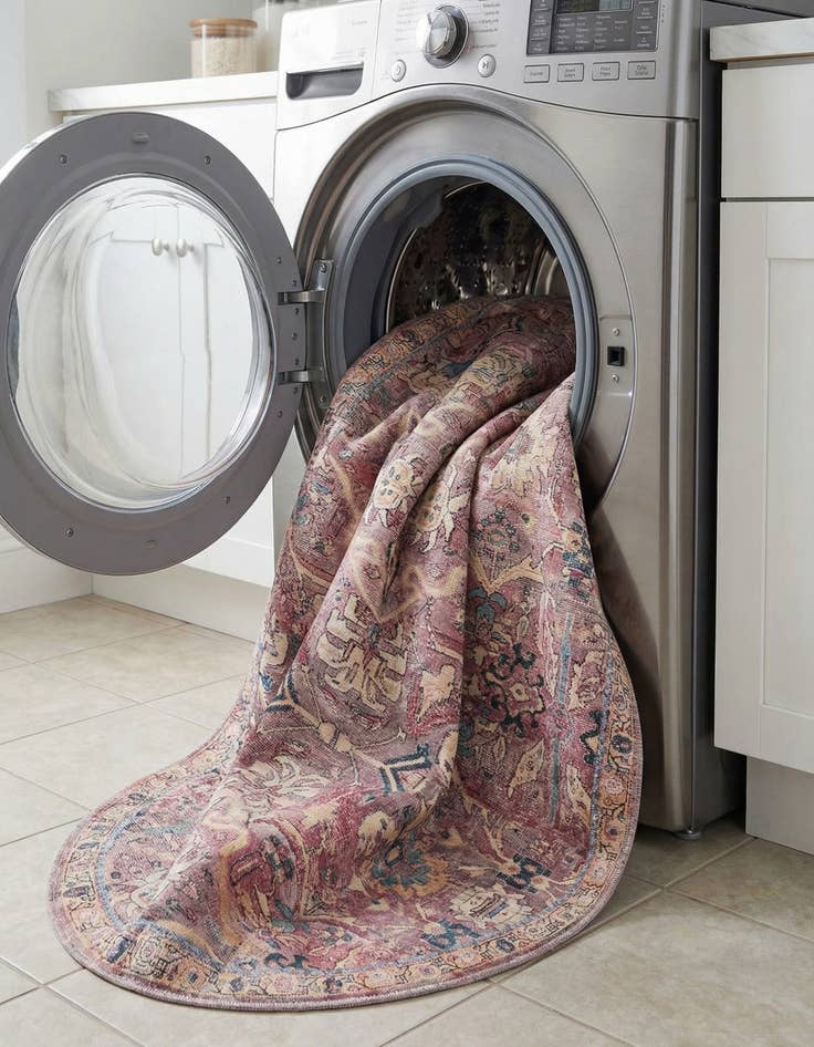 Detail image of 7' 10 x 10'  Washable Nostalgia Oval Rug