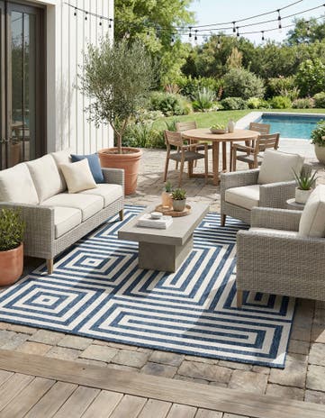 7' 10 x 10' Easy-Clean Modern Indoor / Outdoor Rug