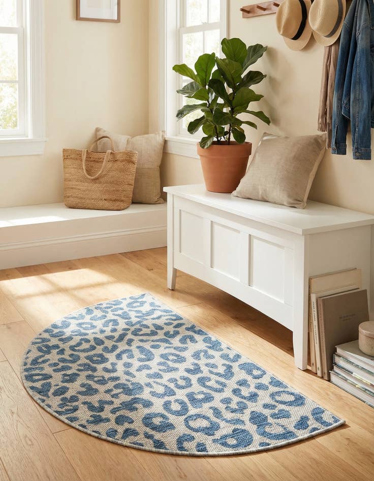 Detail image of 2' 7 x 4'  Washable Safari Indoor / Outdoor Hearth Rug