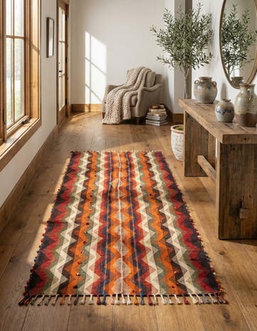 4' 8 x 8' 11 Jajim Runner Rug
