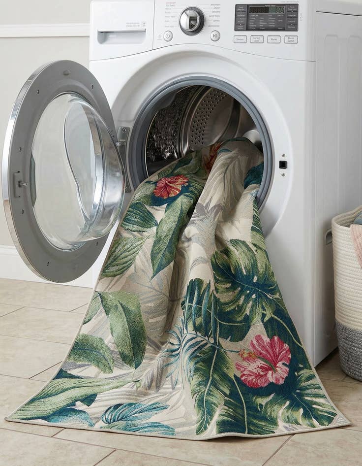 Detail image of 5' 3 x 8'  Washable Botanical Indoor / Outdoor Rug