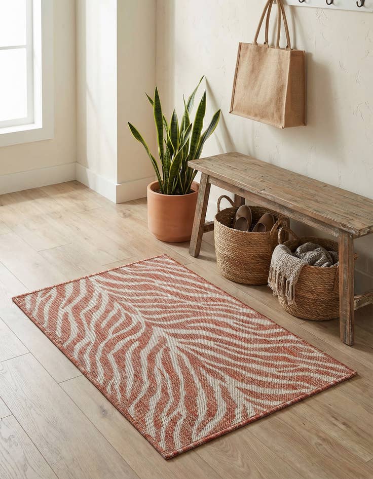 Detail image of 2' x 3'  Washable Safari Indoor / Outdoor Rug