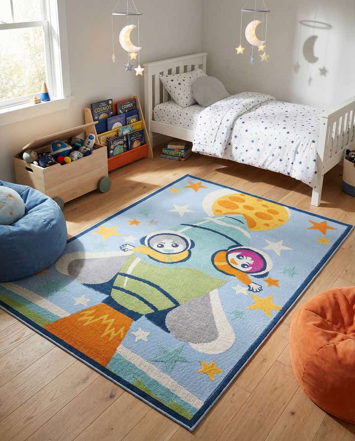 5' 3 x 7' 7 Easy-Clean Indoor / Outdoor Rug