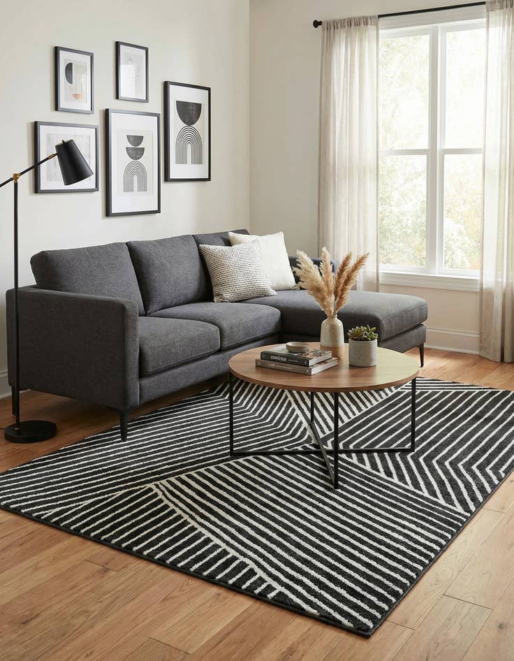 Detail image of 5' x 7' Oslo Rug