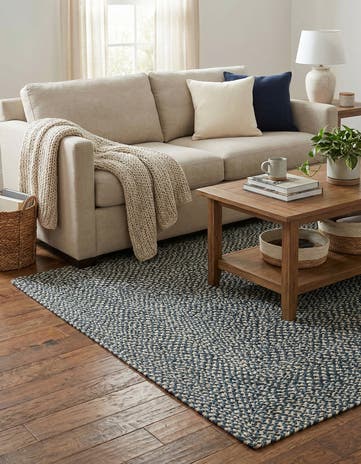 4' 1 x 6' 1 Handmade Tweed Braided Jute Rug