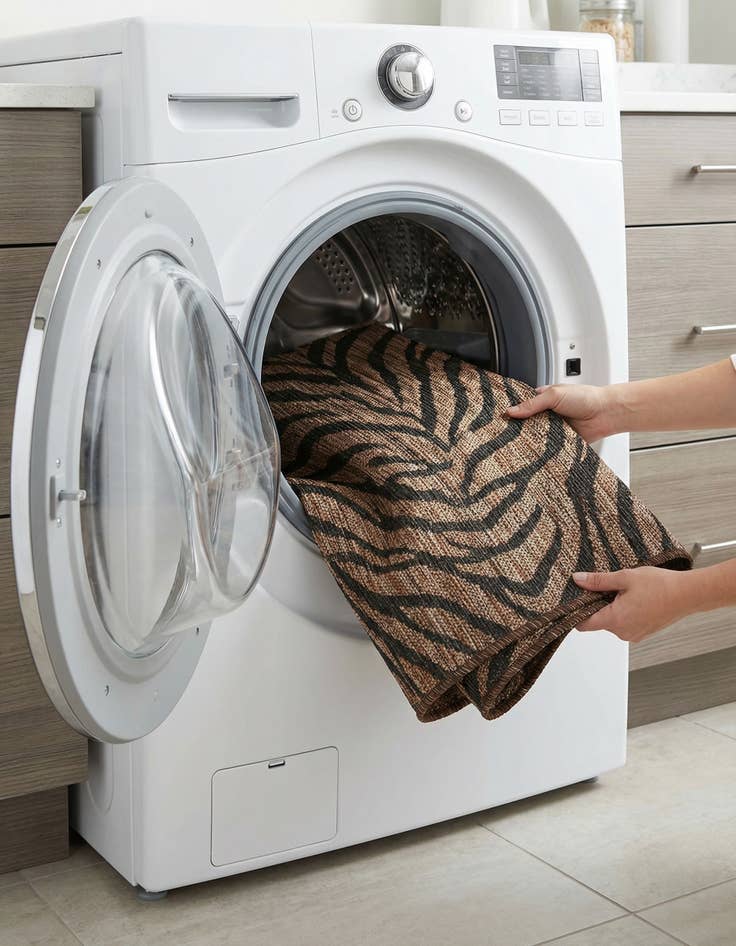 Detail image of 2' x 6'  Washable Safari Indoor / Outdoor Runner Rug