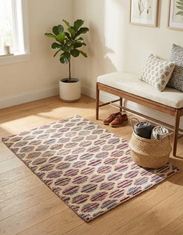 2' 10 x 3' 10 Hand Knotted Darya Wool Rug