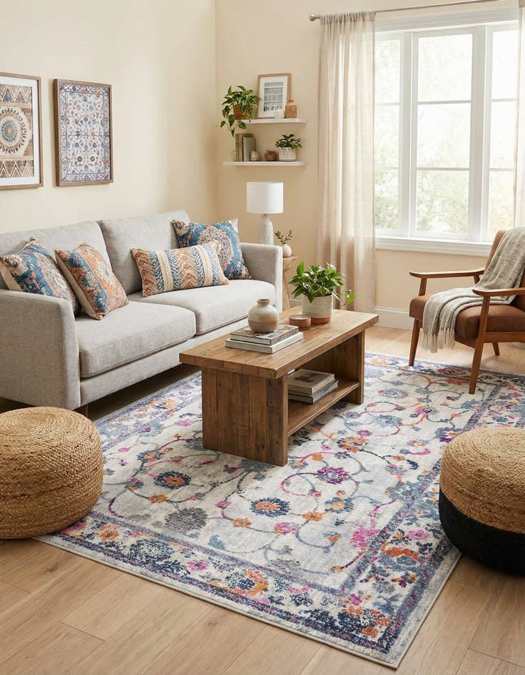 Detail image of 4' x 6' Budapest Rug