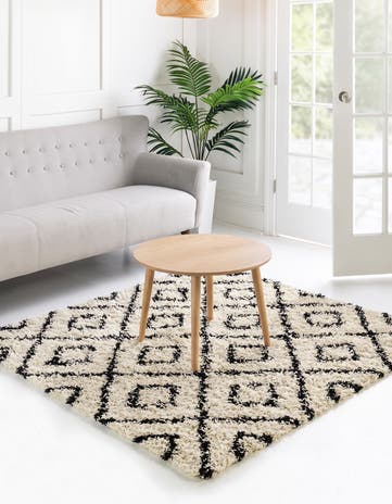4' x 4' Lattice Shag Square Rug