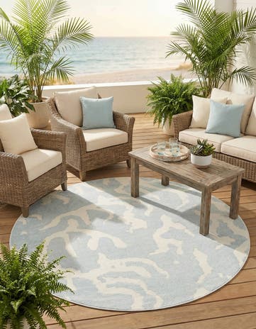 7' 10 x 7' 10 Easy-Clean Sabrina Soto Indoor / Outdoor Round Rug