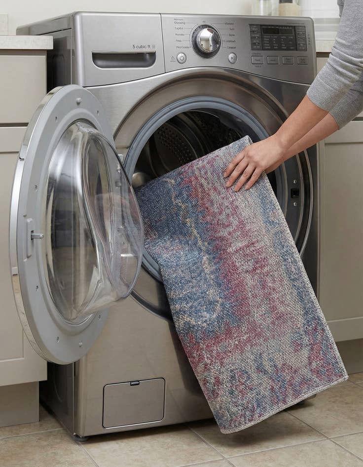 Detail image of  3' 3 x 5' 3  Washable Sisu Rug