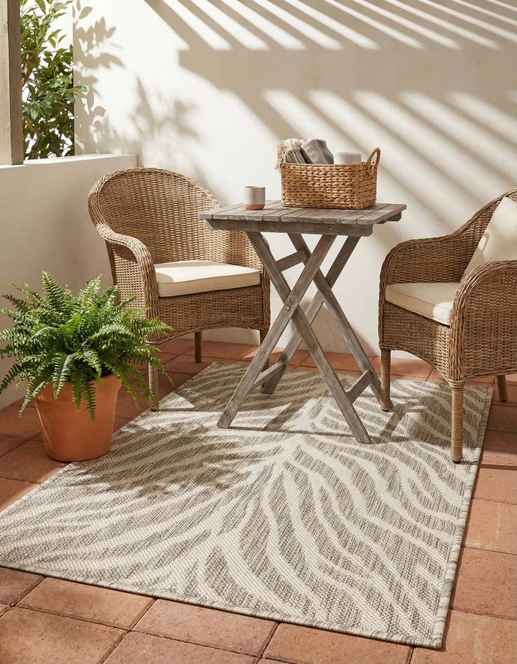 Detail image of  2' x 3'  Washable Safari Indoor / Outdoor Rug