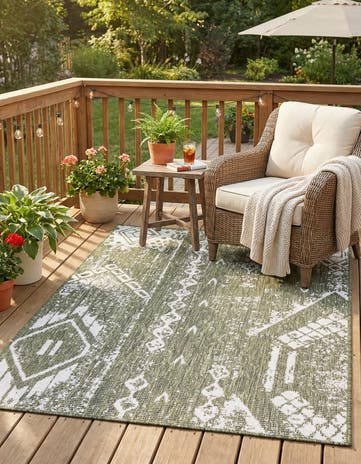 4' x 6' Easy-Clean Bohemian Indoor / Outdoor Rug