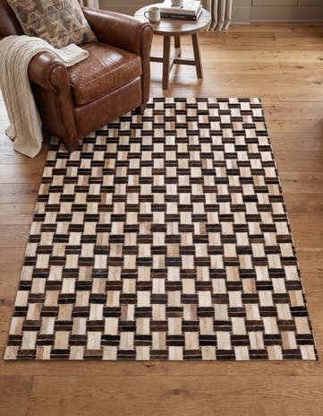 3' 11 x 5' 11 Cowhide - Patchwork Rug
