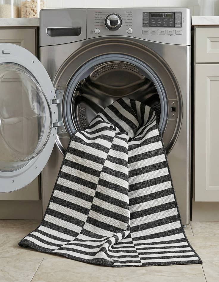 Detail image of 5' 3 x 8'  Washable Striped Indoor / Outdoor Rug