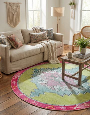 7' 7 x 7' 7 Washable Timeless Round Rug