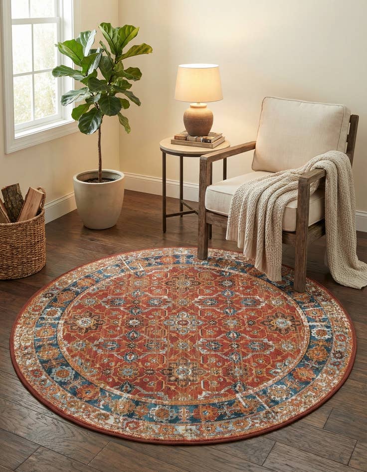 Detail image of  4' x 4'  Washable Traditional Indoor / Outdoor Round Rug