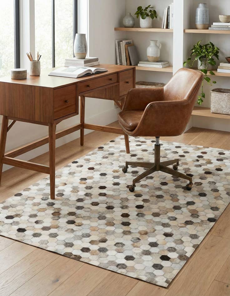 Detail image of 4' x 5' 11 Cowhide Stocks Rug