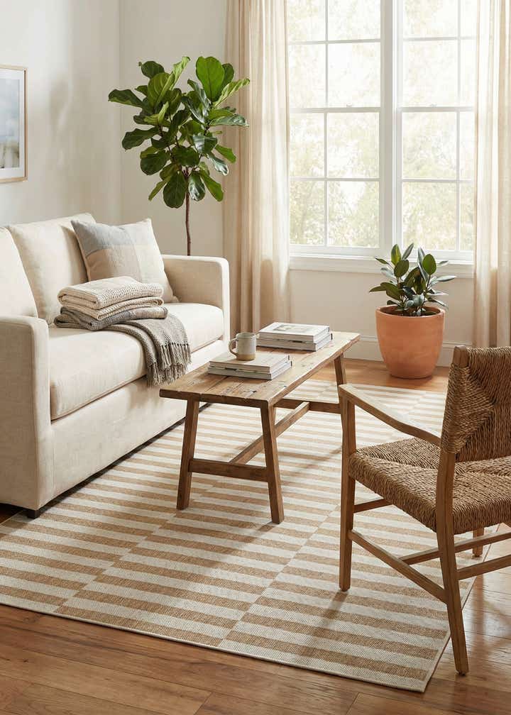 6' x 9' Easy-Clean Striped Indoor / Outdoor Rug