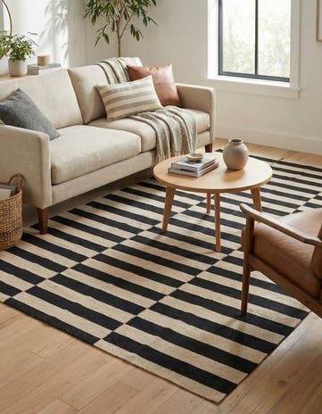 4' 2 x 6' Hand Woven Kilim Modern Wool Rug