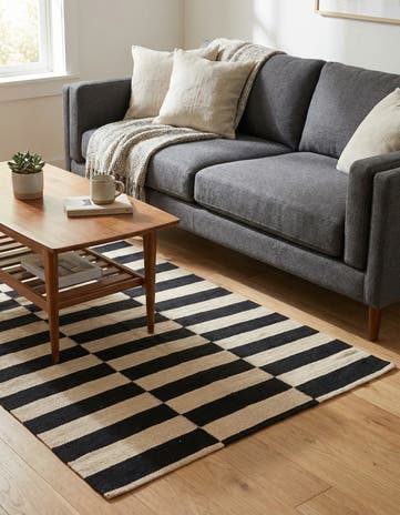 2' 8 x 3' 9 Hand Woven Kilim Modern Wool Rug