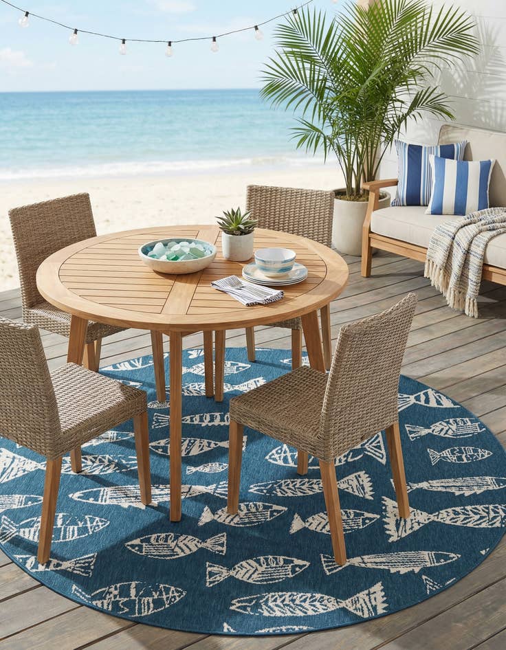 Detail image of 7' x 7'  Washable Coastal Indoor / Outdoor Round Rug