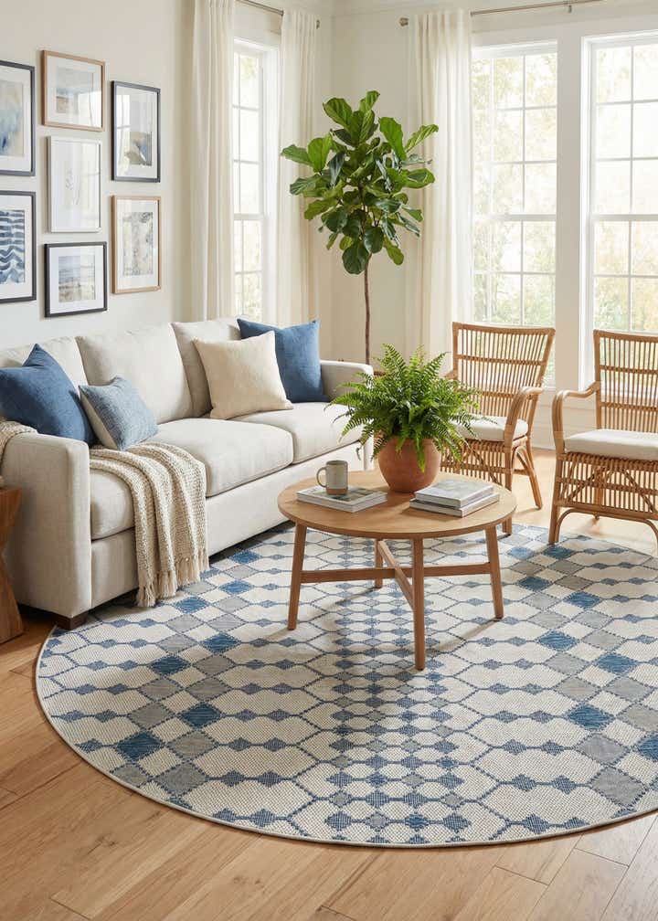 10' x 10' Easy-Clean Trellis Indoor / Outdoor Round Rug