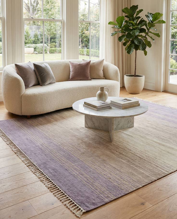 Detail image of 4' 10 x 6' 9 Hand Knotted Darya Wool Rug