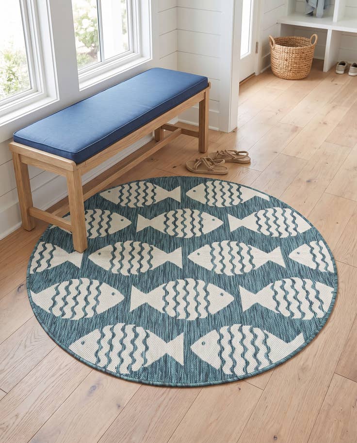 Detail image of 4' 1 x 4' 1 Easy-Clean Coastal Indoor / Outdoor Round Rug