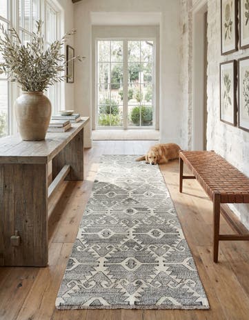 2' 6 x 8' 2 Hand Woven Darya Wool Runner Rug