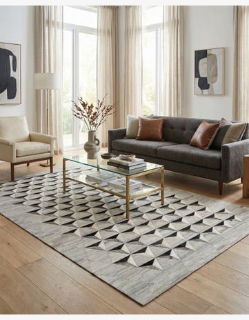 4' 11 x 7' 11 Cowhide - Patchwork Rug