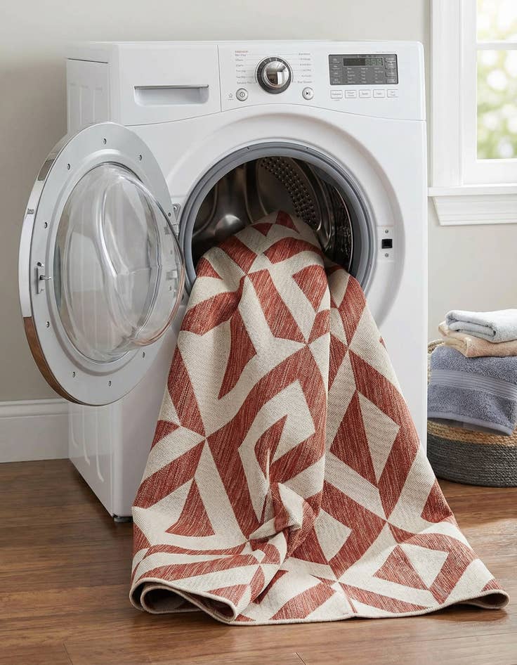 Detail image of 7' x 10'  Washable Jill Zarin Napa Indoor / Outdoor Rug