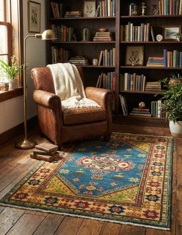 2' 8 x 4' Hand Knotted Kazak Rug