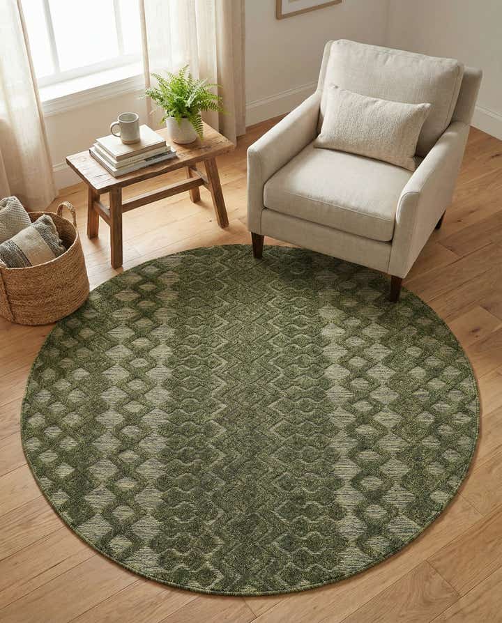 5' 3 x 5' 3 Easy-Clean Trellis Textured Indoor / Outdoor Round Rug