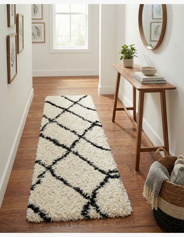 Pearl and Black Infinity Shag Runner Rug
