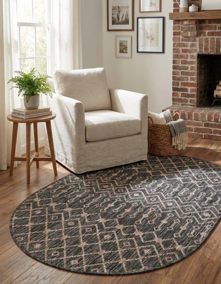 Detail image of 3' x 5' 3  Washable Trellis Indoor / Outdoor Oval Rug