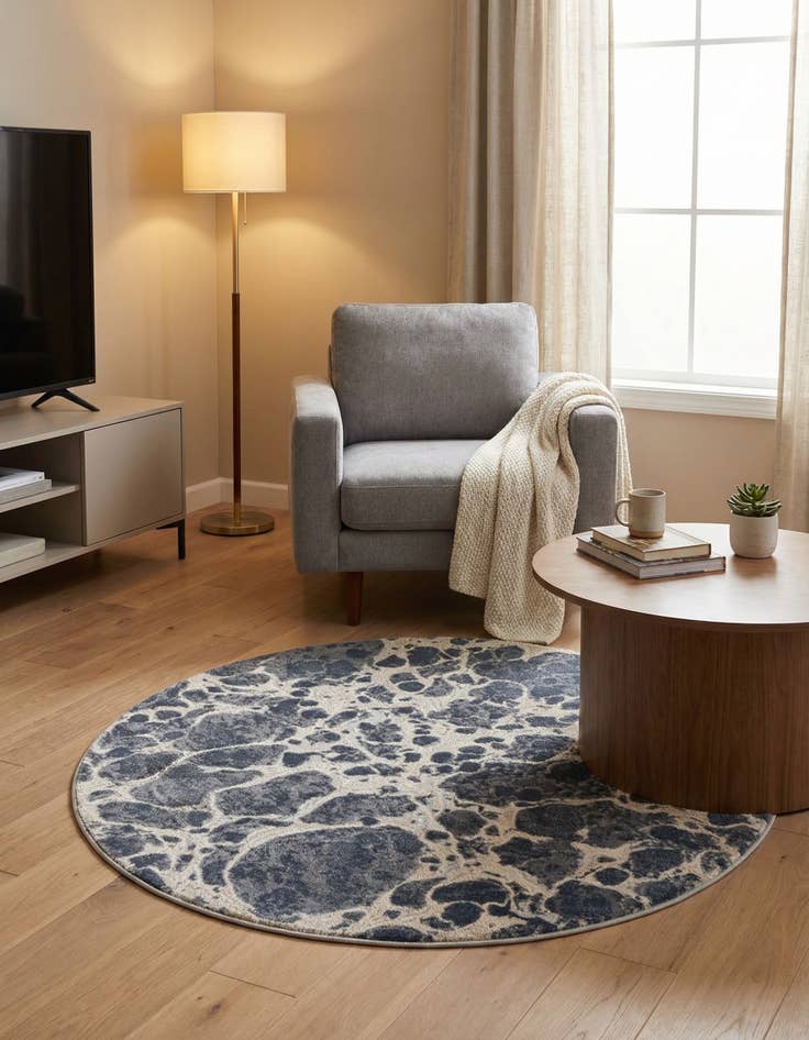 Detail image of 4' x 4' Oasis Round Rug