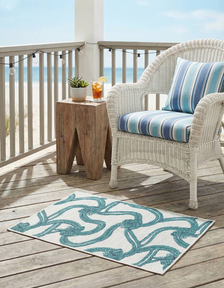 Detail image of  1' 3 x 1' 3  Washable Coastal Indoor / Outdoor Sample Rug
