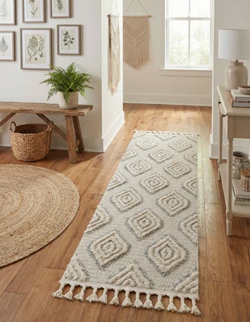 2' x 6' Cherokee Runner Rug