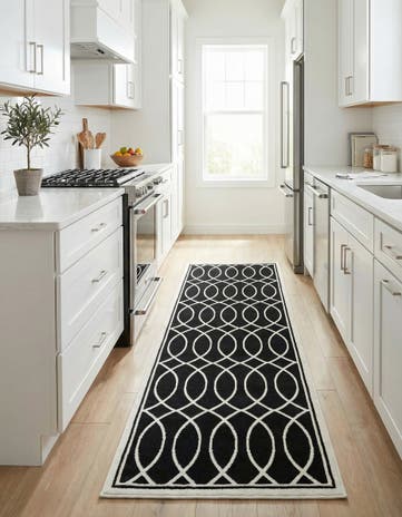 Black and White Milano Runner Rug