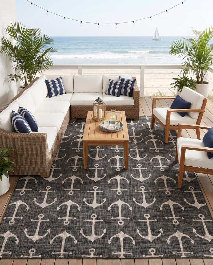 10' x 14' Easy-Clean Coastal Indoor / Outdoor Rug