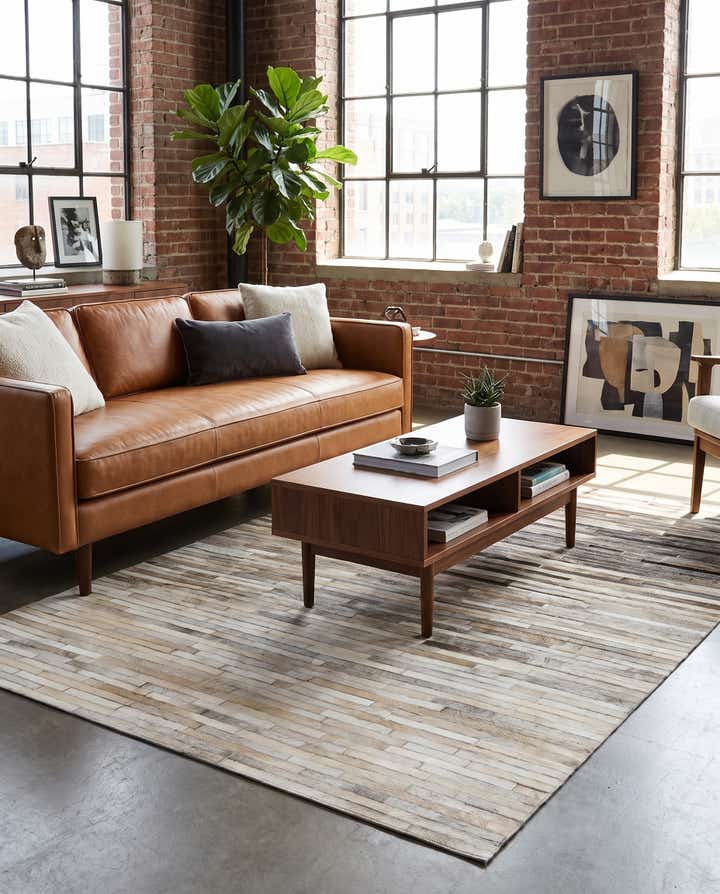 4' 6 x 6' 6 Cowhide Leather Rug