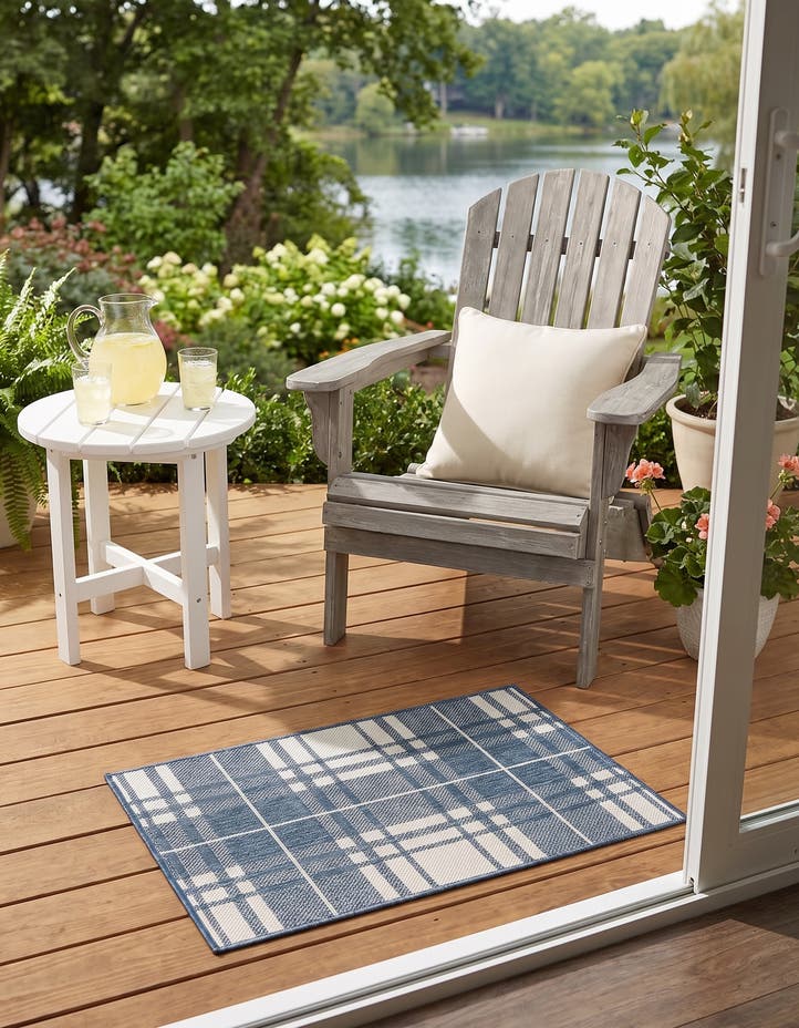 2' x 3' Easy-Clean Checkered Indoor / Outd...