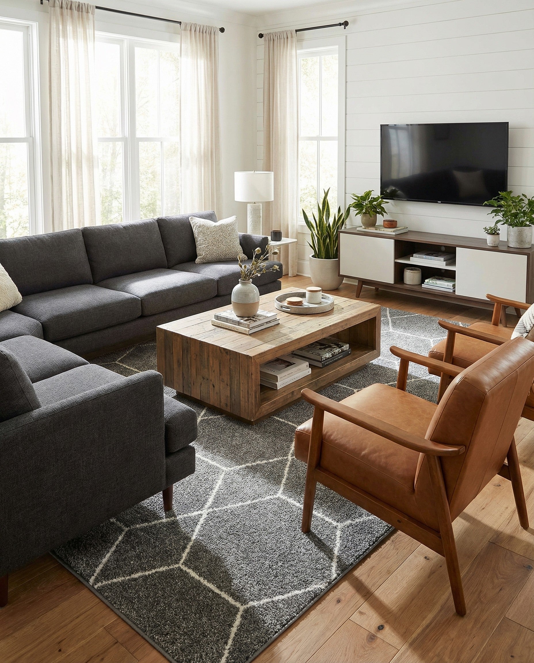  10' x 14' Lattice Frieze Rug