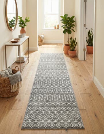 2' 7 x 12' Moroccan Trellis Runner Rug