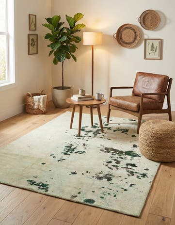 4' x 5' Hand Knotted Ultra Vintage Persian Wool Rug