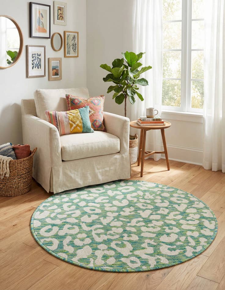 Detail image of 3' x 3'  Washable Safari Indoor / Outdoor Round Rug