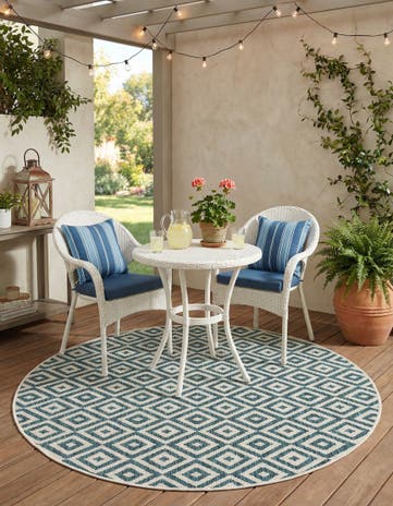 4' x 4' Easy-Clean Jill Zarin Costa Rica Indoor / Outdoor Round Rug